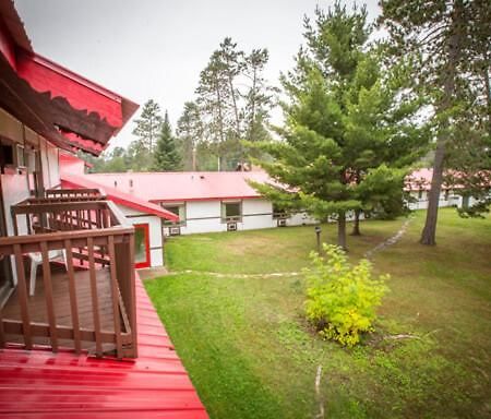 Northern Pine Inn Hayward Eksteriør bilde