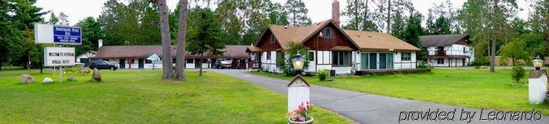 Northern Pine Inn Hayward Eksteriør bilde