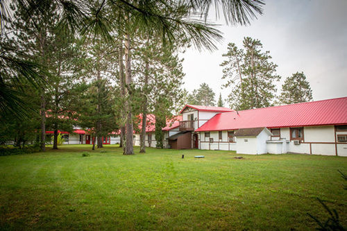 Northern Pine Inn Hayward Eksteriør bilde
