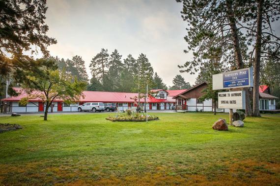 Northern Pine Inn Hayward Eksteriør bilde